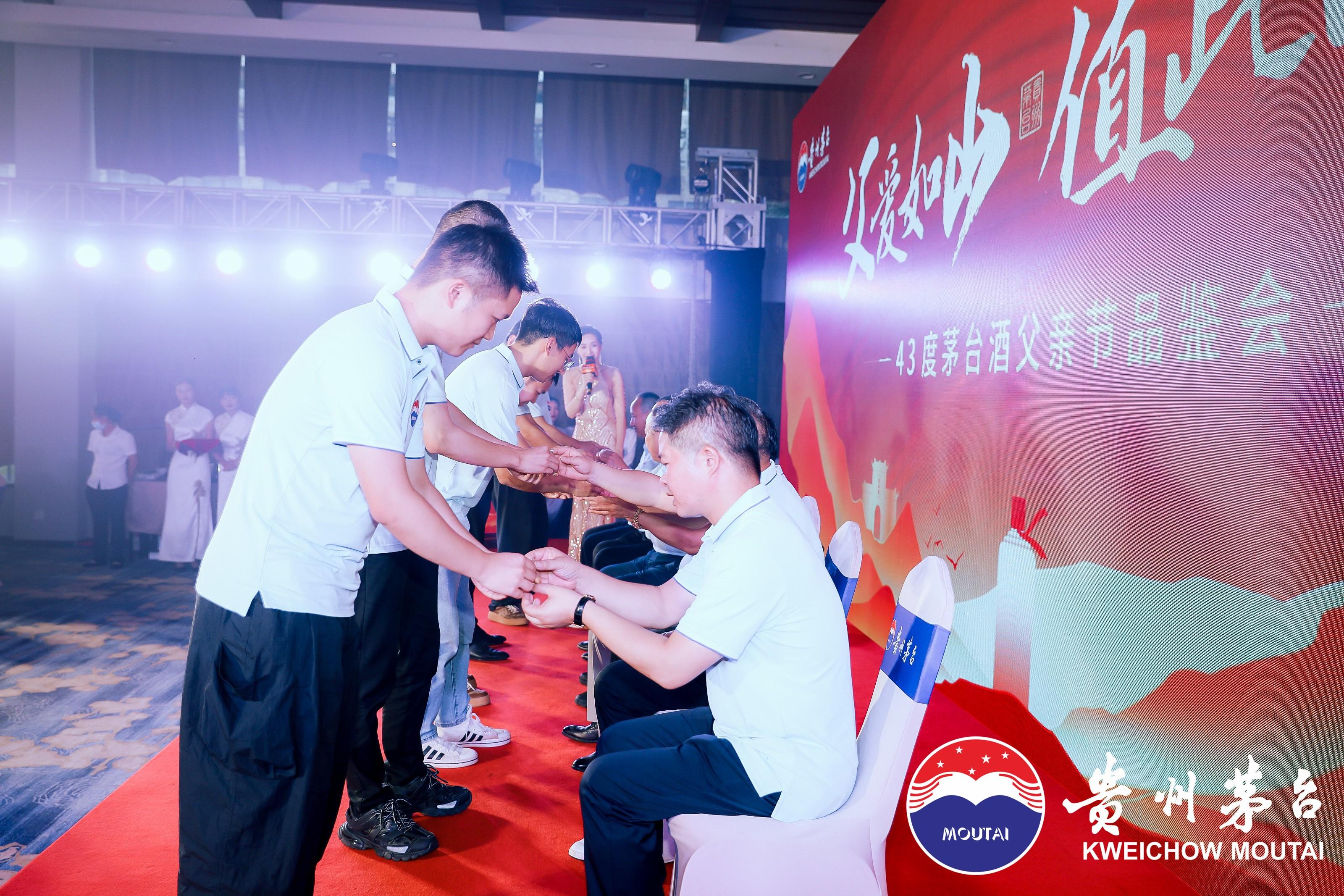 茅台回收价格表，背后的温情故事揭秘