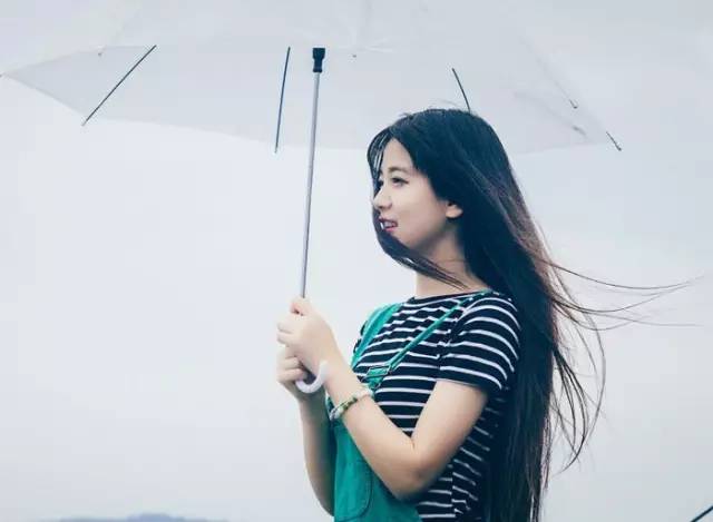 网络时代下的审美风潮，爱死你240辣妹最新美图风靡传播